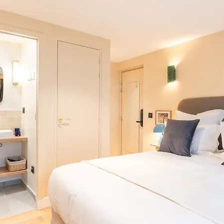 Maison Letellier - At Eiffel Tower * Paris